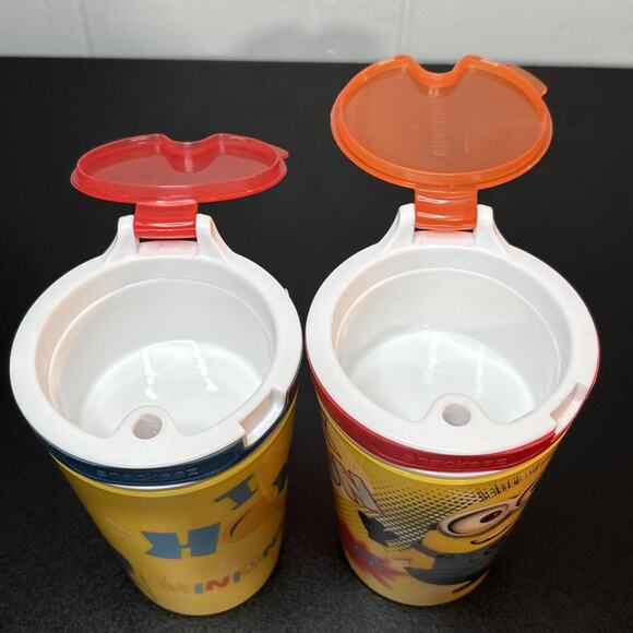 Despicable Me Minions Zak Snackeez With Lid No Straw 8 Oz (lot of 2) - Picture 6 of 9